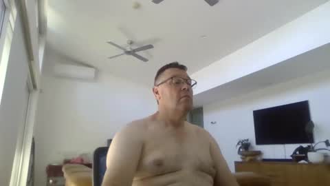 Snapshot of scoobs71 chatting on February 4, 2026, 3:56 am Scoobs online show from February 4, 2026, 3:56 am