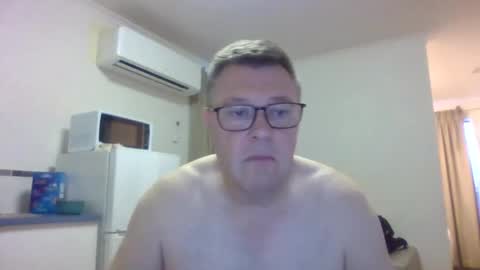 Snapshot of scoobs71 chatting on February 16, 2026, 8:43 am Scoobs online show from February 16, 2026, 8:43 am