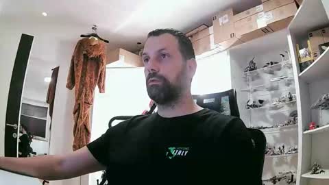 scorpion_cock online show from November 17, 2025, 7:41 pm