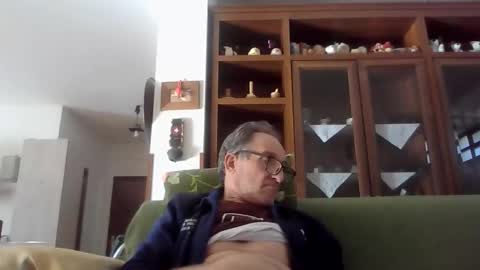 scotchwhieskie online show from April 9, 2026, 3:28 pm