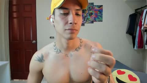 Snapshot of scotrisse chatting on October 28, 2025, 6:32 pm Daniel martinez - Independent model online show from October 28, 2025, 6:32 pm