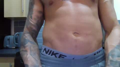 Snapshot of scottishmeat1996 chatting on June 26, 2026, 9:52 pm Scotlandsfinest online show from June 26, 2026, 9:52 pm