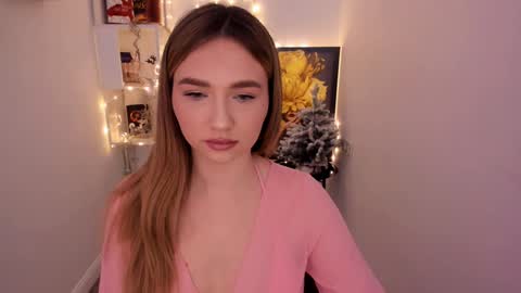 Snapshot of seaebreeze chatting on December 10, 2024, 3:20 am Kate online show from December 10, 2024, 3:20 am