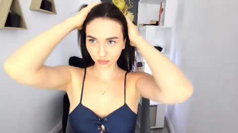 Snapshot of seaebreeze chatting on September 17, 2025, 11:45 am Kate online show from September 17, 2025, 11:45 am