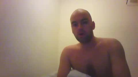 Snapshot of sean20775 chatting on October 22, 2025, 2:34 am Sean online show from October 22, 2025, 2:34 am