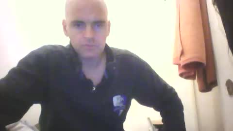 Snapshot of sean20775 chatting on October 23, 2025, 4:56 am Sean online show from October 23, 2025, 4:56 am