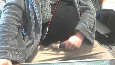 Snapshot of seathrough chatting on February 3, 2026, 3:28 pm Falco J online show from February 3, 2026, 3:28 pm