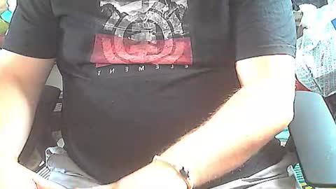 Snapshot of seathrough chatting on June 11, 2026, 1:53 pm Falco J online show from June 11, 2026, 1:53 pm