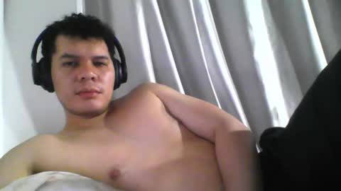 Snapshot of seb5759 chatting on April 19, 2026, 4:34 am seb5759 online show from April 19, 2026, 4:34 am
