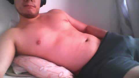 Snapshot of seb5759 chatting on June 10, 2026, 9:46 pm seb5759 online show from June 10, 2026, 9:46 pm