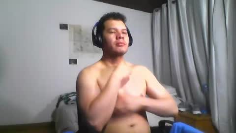 Snapshot of seb5759 chatting on June 23, 2026, 5:27 am seb5759 online show from June 23, 2026, 5:27 am
