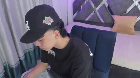 sebas_pretty7 online show from March 24, 2026, 12:32 pm