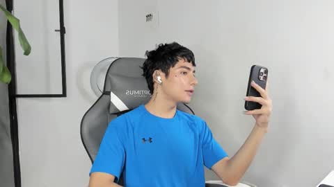 sebastian online show from January 14, 2026, 2:33 pm