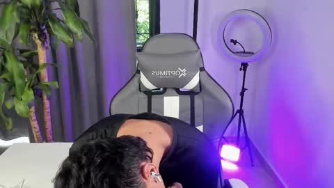 Snapshot of sebas_rosse chatting on February 4, 2026, 3:51 pm sebastian online show from February 4, 2026, 3:51 pm