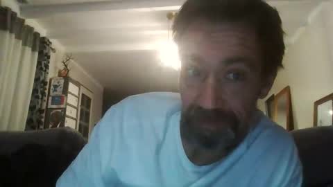 sebast16 online show from September 17, 2025, 10:55 pm