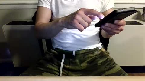 Snapshot of sebastian1486 chatting on January 14, 2026, 1:22 am sebastian1486 online show from January 14, 2026, 1:22 am