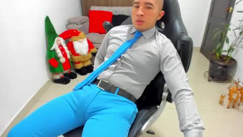 Snapshot of sebastian_oconnor77 chatting on January 6, 2025, 6:20 pm juan sebastian online show from January 6, 2025, 6:20 pm