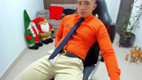 Snapshot of sebastian_oconnor77 chatting on January 7, 2025, 12:20 pm juan sebastian online show from January 7, 2025, 12:20 pm