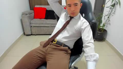 Snapshot of sebastian_oconnor77 chatting on January 15, 2025, 6:51 pm juan sebastian online show from January 15, 2025, 6:51 pm