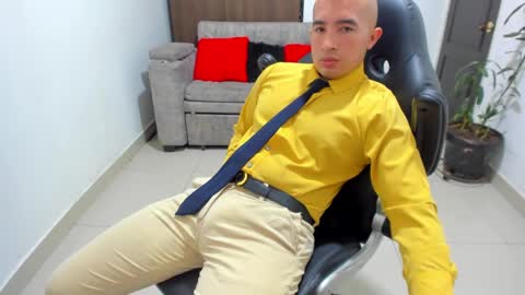 Snapshot of sebastian_oconnor77 chatting on January 29, 2025, 6:18 pm juan sebastian online show from January 29, 2025, 6:18 pm