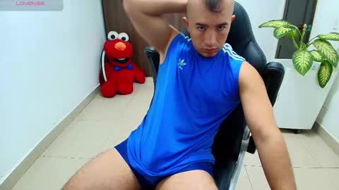 Snapshot of sebastian_oconnor77 chatting on October 7, 2025, 12:57 pm juan sebastian online show from October 7, 2025, 12:57 pm