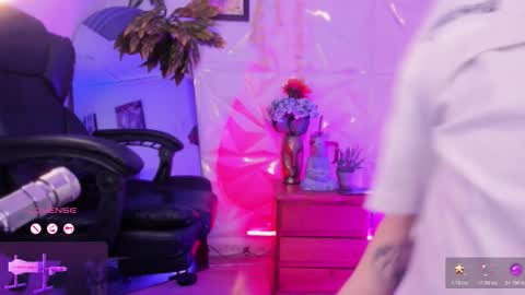 Snapshot of sebastianhilton chatting on February 18, 2026, 7:32 pm . INDEPENDENT MODEL online show from February 18, 2026, 7:32 pm