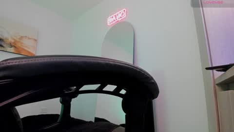 Lucian Sinclair online show from January 22, 2025, 2:59 am