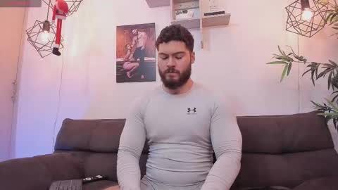 Snapshot of sebastianvilla__ chatting on January 16, 2026, 10:58 pm Instagram jeanpaulfit online show from January 16, 2026, 10:58 pm