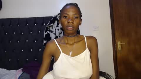 sebatrishaa online show from November 20, 2025, 9:31 am