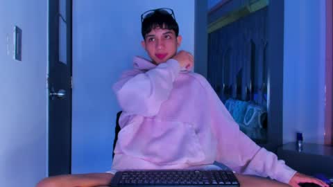 Sebastian online show from March 30, 2026, 8:43 pm