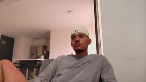 Snapshot of sebolaz chatting on January 4, 2025, 10:24 pm ryan miller online show from January 4, 2025, 10:24 pm