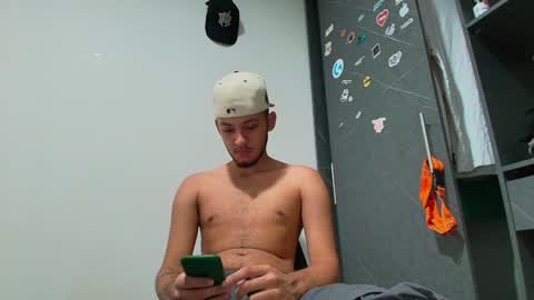 Snapshot of sebolaz chatting on January 18, 2025, 5:31 am ryan miller online show from January 18, 2025, 5:31 am