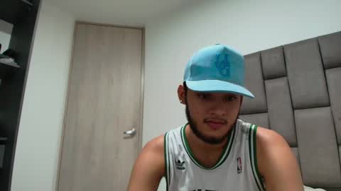 Snapshot of sebolaz chatting on February 18, 2025, 4:15 am ryan miller online show from February 18, 2025, 4:15 am