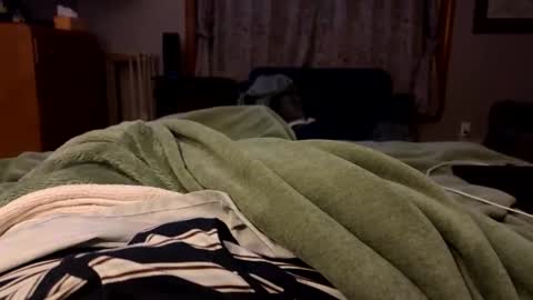 Snapshot of secretagent17 chatting on April 14, 2026, 5:57 am secretagent17 online show from April 14, 2026, 5:57 am