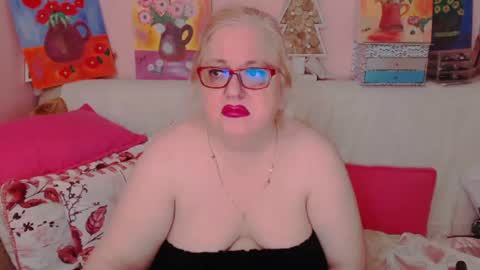 Snapshot of secretloverbbw chatting on July 8, 2026, 7:07 pm Alice online show from July 8, 2026, 7:07 pm
