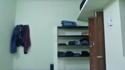 Snapshot of secretly_sensual chatting on September 13, 2025, 4:56 am secretly_sensual online show from September 13, 2025, 4:56 am