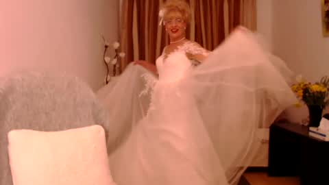Snapshot of secretrosemary chatting on July 15, 2026, 6:35 pm SecretRosemary online show from July 15, 2026, 6:35 pm
