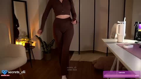 Eliz online show from April 18, 2026, 7:07 pm