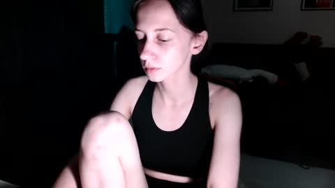 Snapshot of secrettt_poison chatting on July 16, 2026, 4:24 pm secrettt_poison online show from July 16, 2026, 4:24 pm