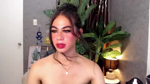 Snapshot of sectivedivadoll69x chatting on December 7, 2024, 11:18 am xam online show from December 7, 2024, 11:18 am
