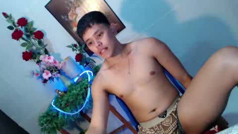 Snapshot of seductive_maxxx chatting on June 21, 2026, 9:45 am Max online show from June 21, 2026, 9:45 am