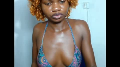Snapshot of seductive_sugar247 chatting on April 24, 2026, 3:53 am seductive_sugar247 online show from April 24, 2026, 3:53 am