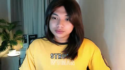 Deluxe online show from February 21, 2026, 7:26 pm