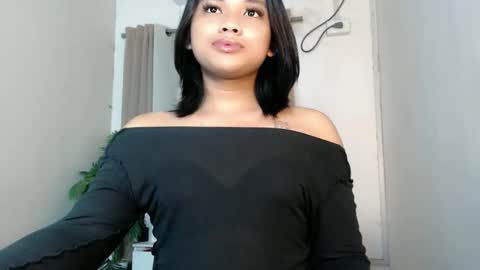 Deluxe online show from May 31, 2026, 7:26 pm