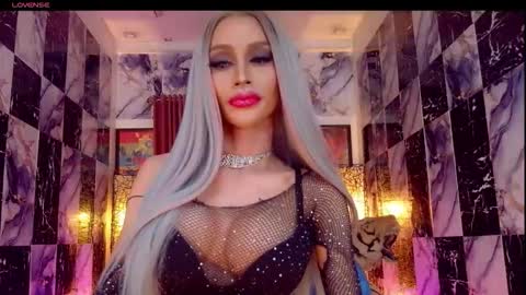 Snapshot of seductresskatarina chatting on May 15, 2026, 1:34 am KATARINA LUST online show from May 15, 2026, 1:34 am