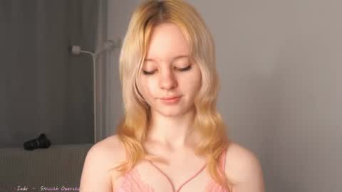 See Its honey bunny  im Lana online show from July 15, 2026, 4:23 pm