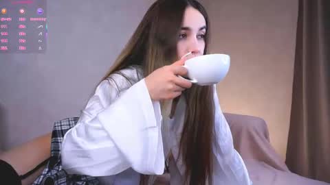 Snapshot of seeeyoubaby chatting on October 20, 2025, 4:40 pm Slavia online show from October 20, 2025, 4:40 pm