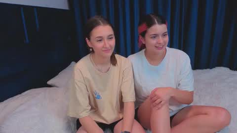 Melborn online show from November 12, 2025, 4:07 pm