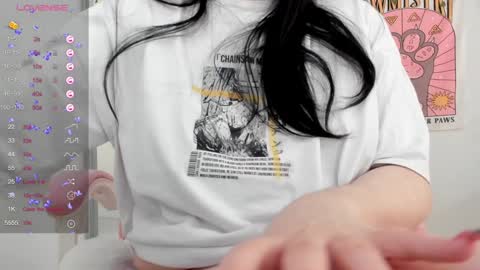 Selena  online show from February 4, 2025, 8:02 am