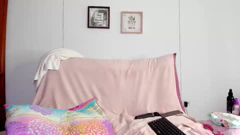 Karen online show from March 18, 2026, 1:47 pm